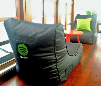evolution-sofa-bean-bag-supernova-spotify-05_1024x1024